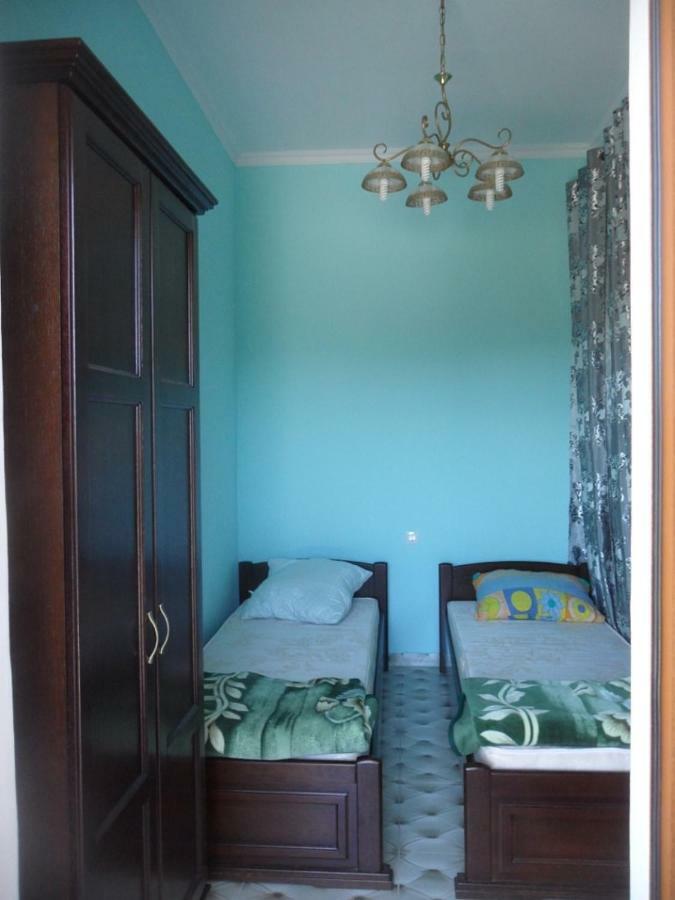 Galina Guest House Alakhadze Bagian luar foto